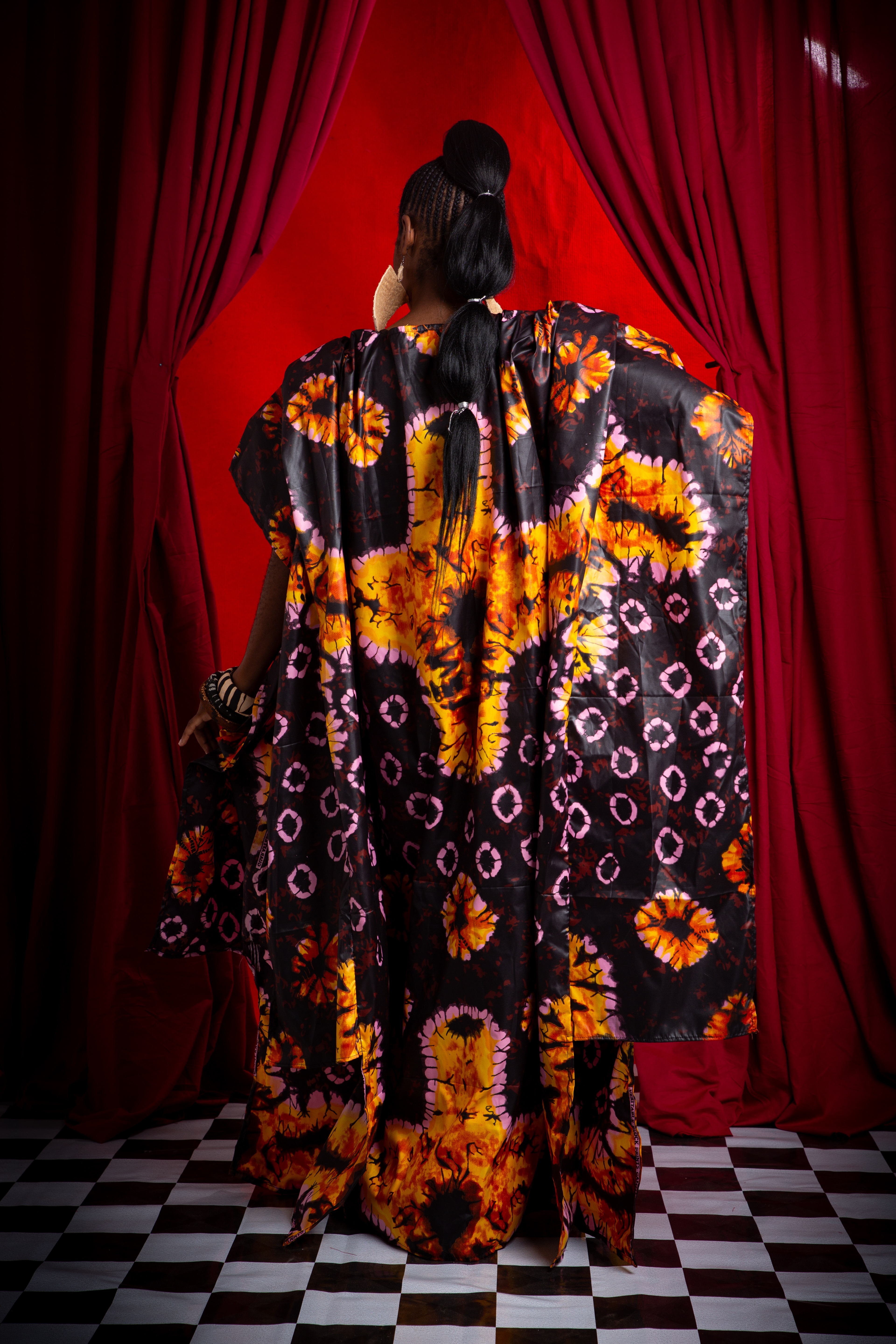 Image 2 of Nden Bobo purple batik dress with shoulder pads (TEGUE)