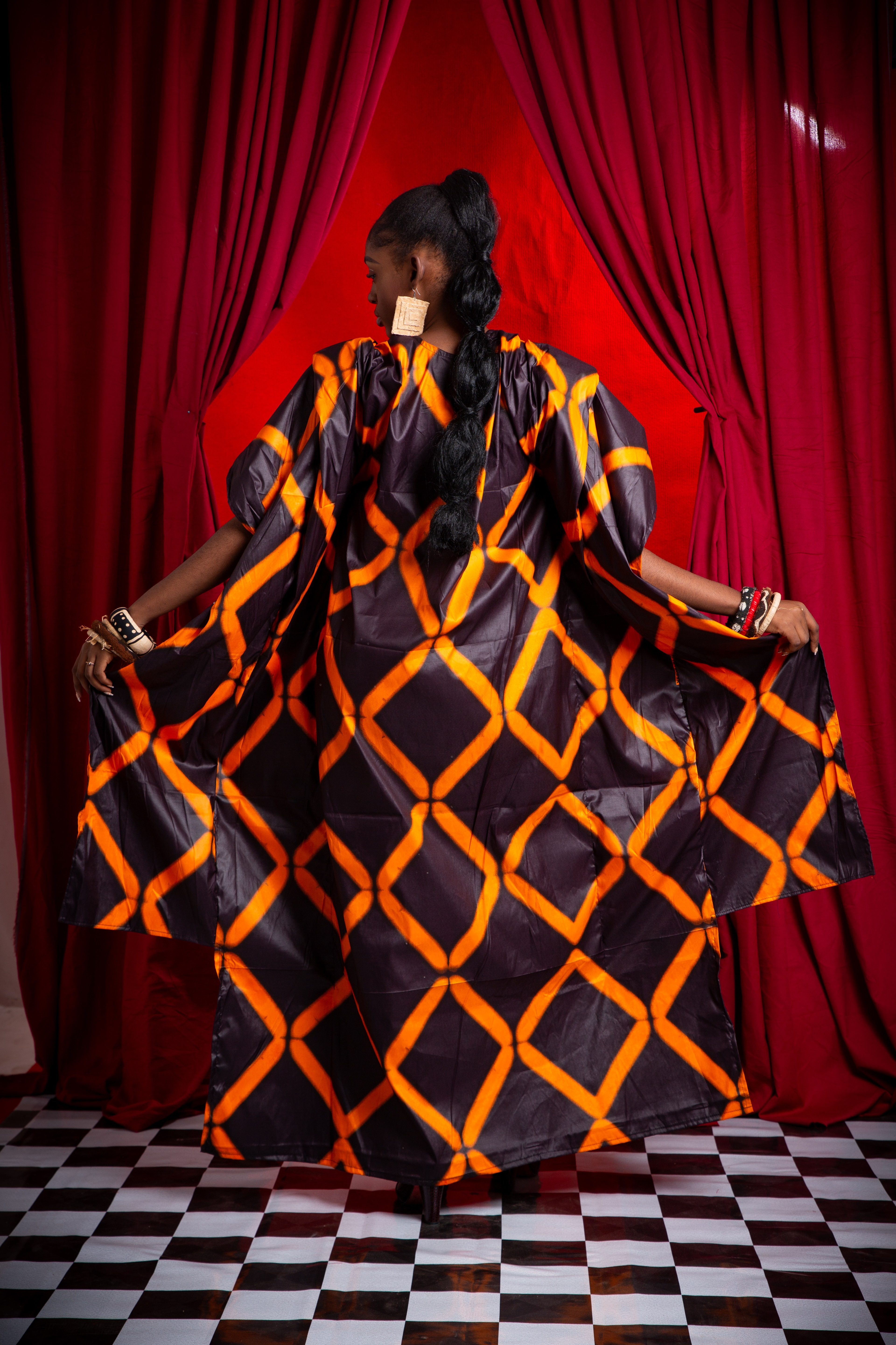 Image 2 of Nden Bobo orange batik dress with shoulder pads (TEGUE)